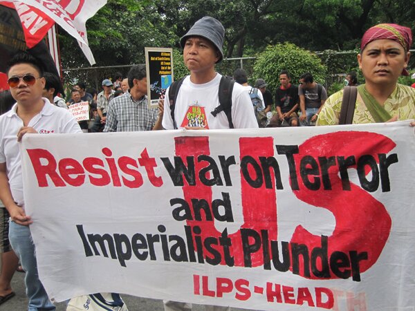 20 March Iraq invasion commemoration. Photo from www.bayan.ph